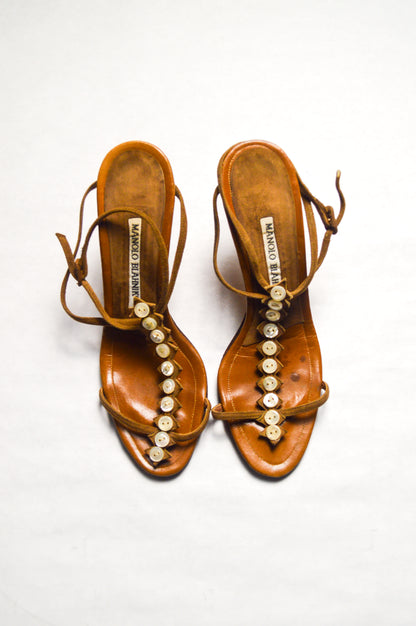 SATC Pete’s Favorite Chew Toy Manolo Blahnik Brown Button Heels