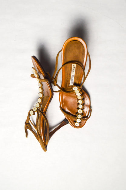 SATC Pete’s Favorite Chew Toy Manolo Blahnik Brown Button Heels