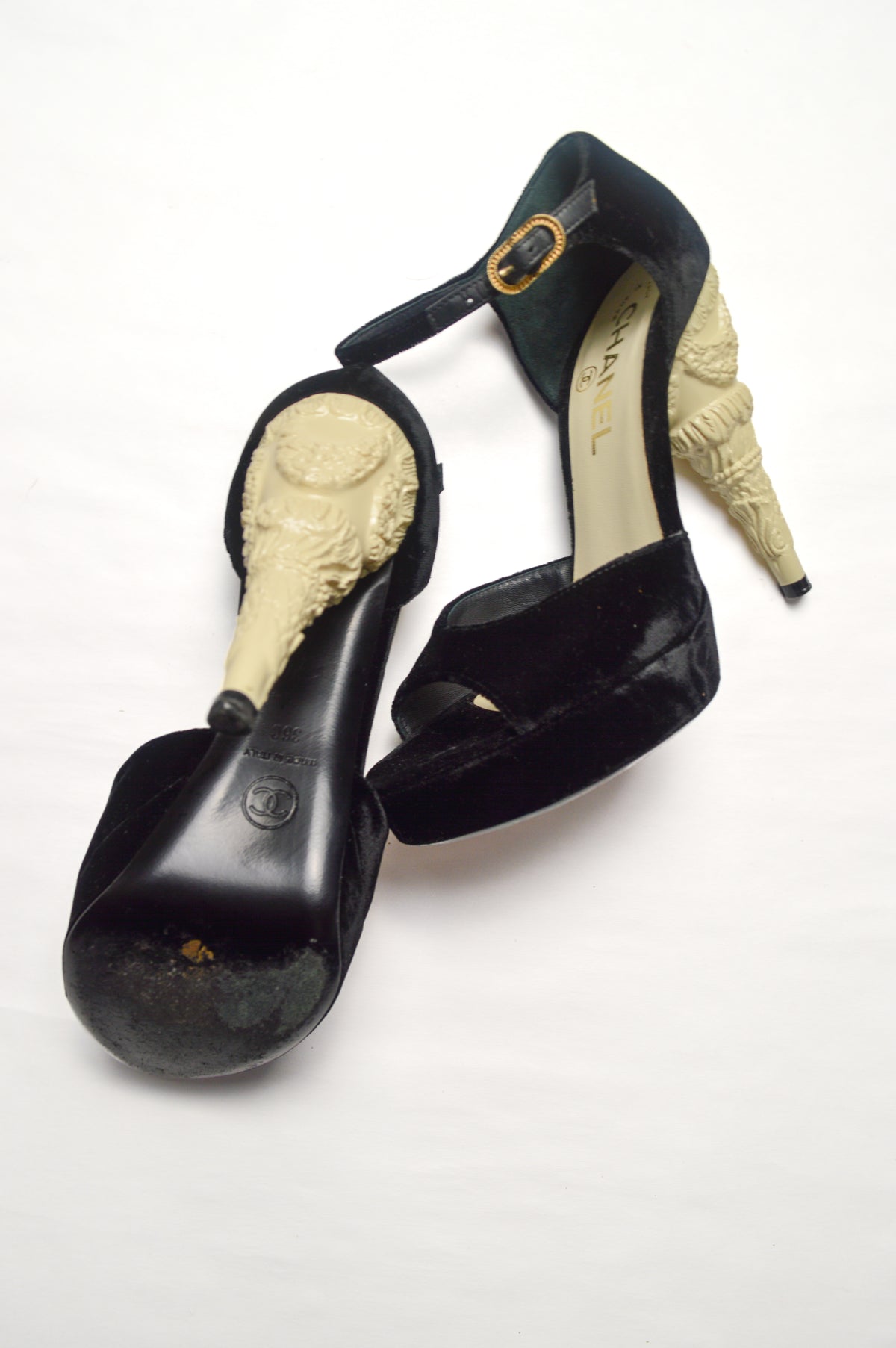 Chanel 2010 Runway Corinthian Column Architectural Heel