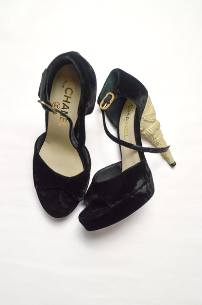 Chanel 2010 Runway Corinthian Column Architectural Heel